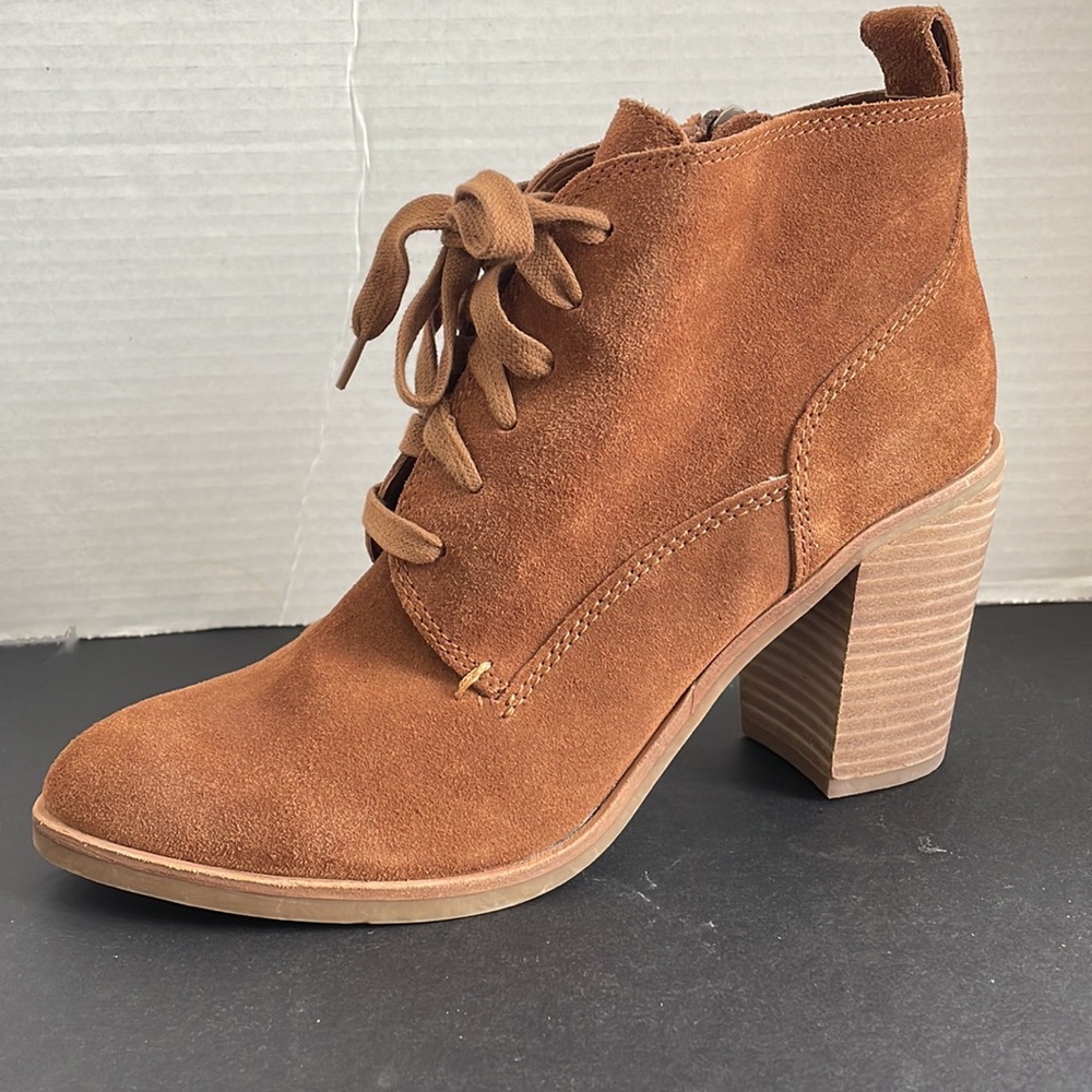 Dolce Vita ankle boots Suede Lace-up Booties